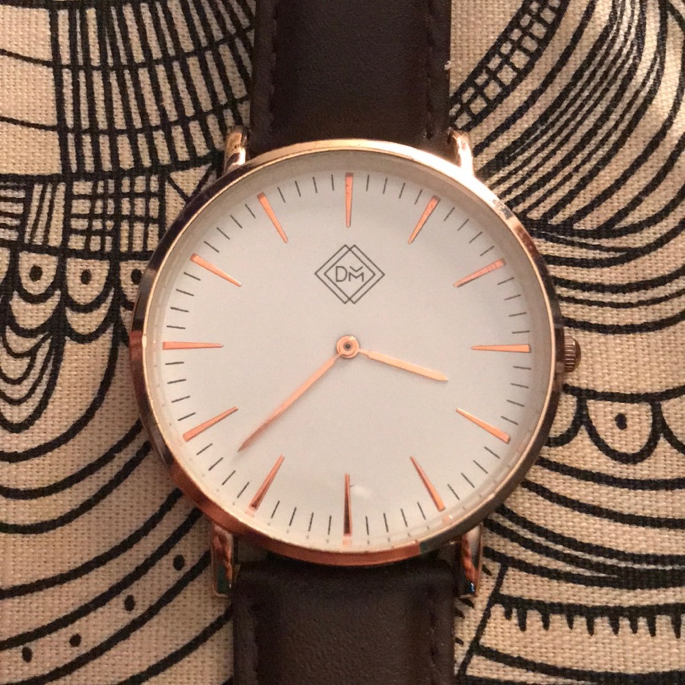 Watch - Picture 2 of 6